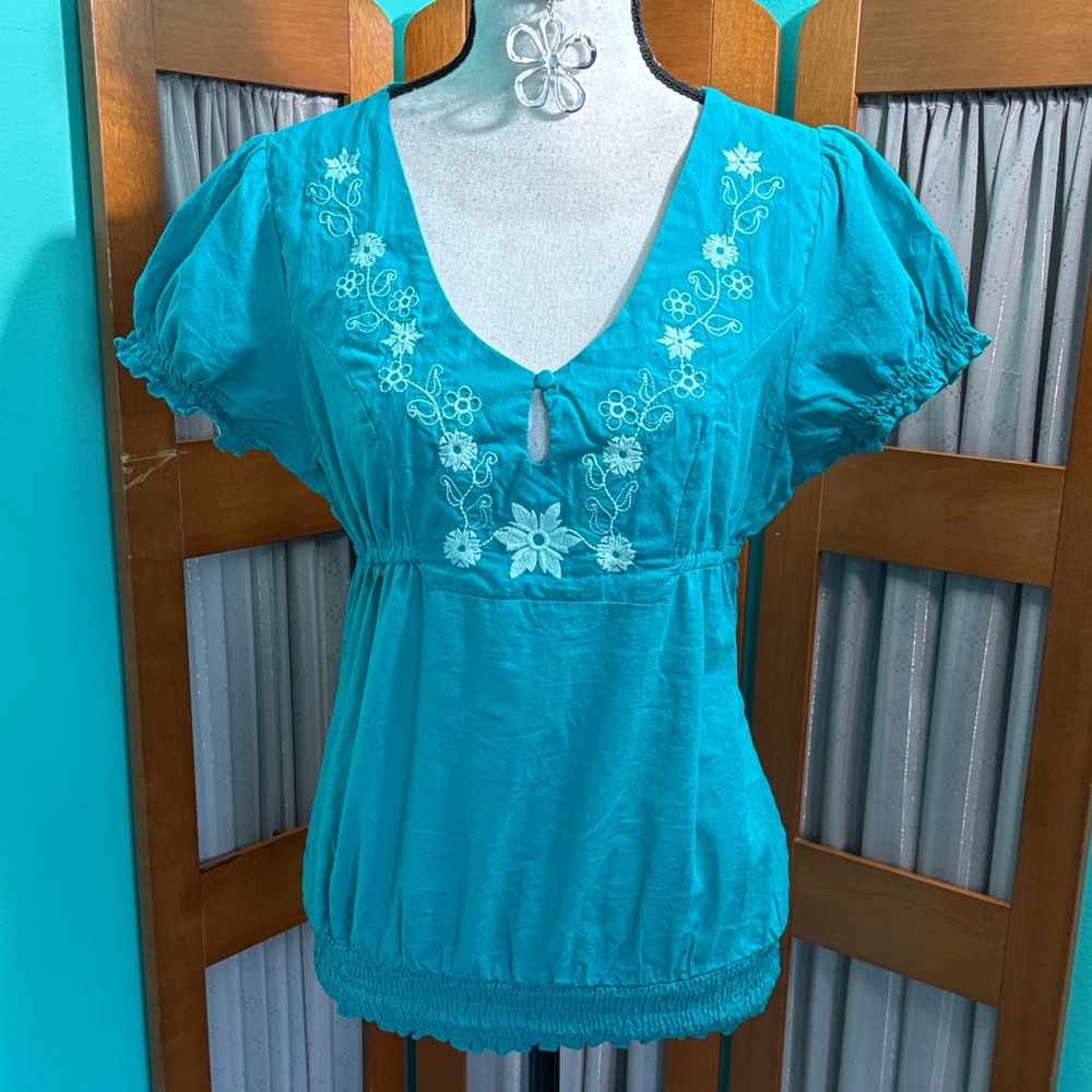 Chic Turquoise Teal Floral Blouse